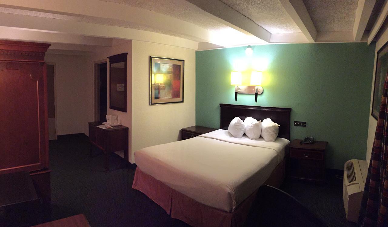 Rodeway Inn & Suites Rockford Dış mekan fotoğraf
