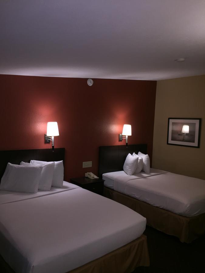 Rodeway Inn & Suites Rockford Dış mekan fotoğraf