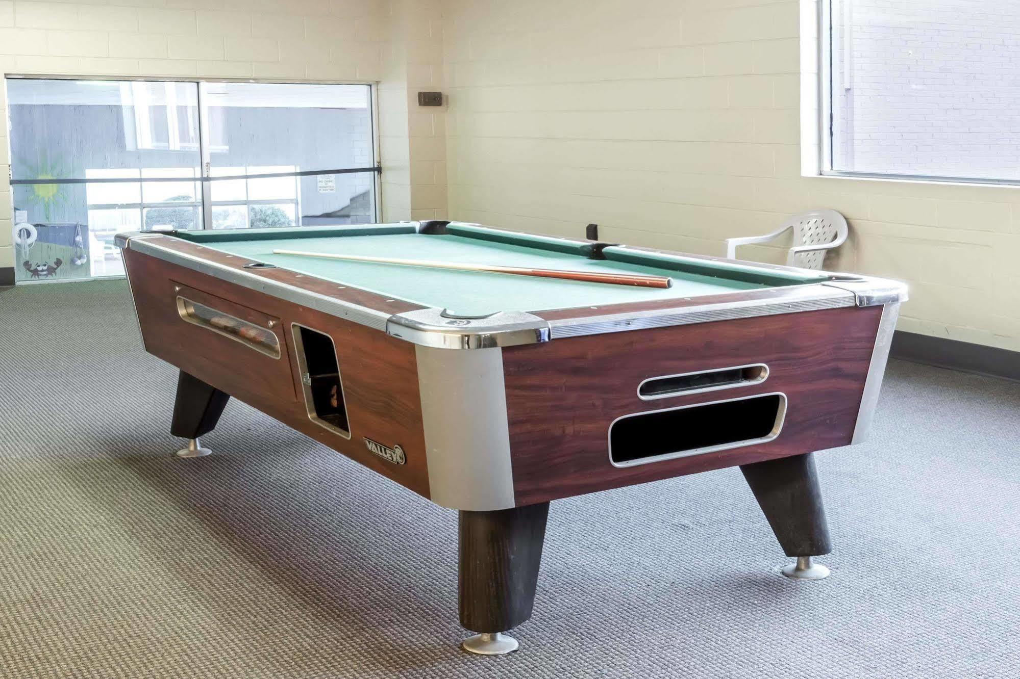 Rodeway Inn & Suites Rockford Dış mekan fotoğraf
