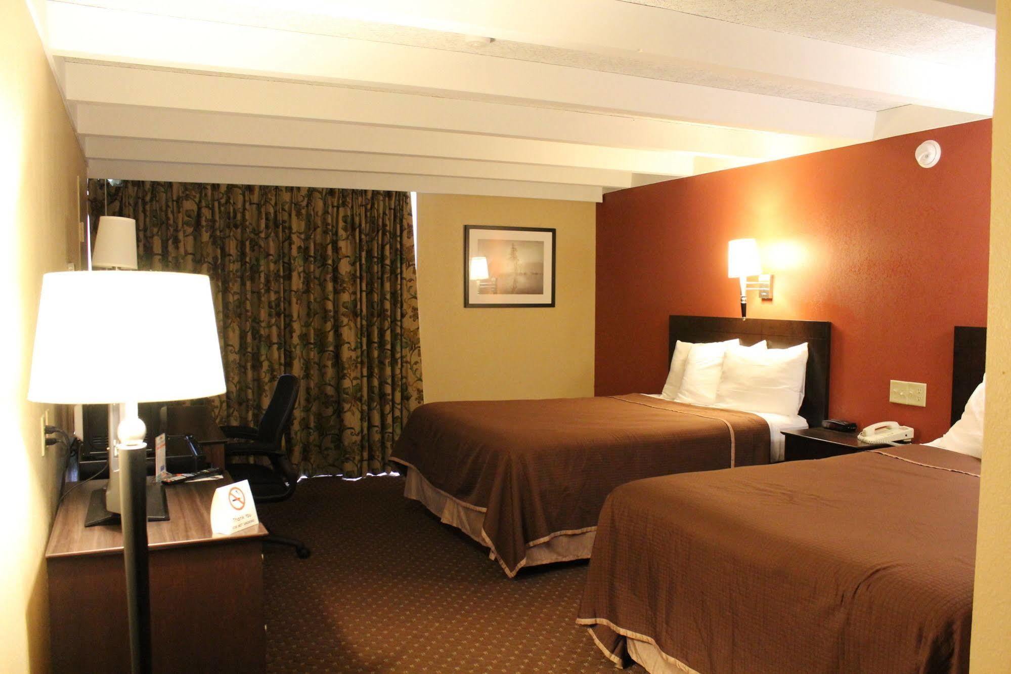 Rodeway Inn & Suites Rockford Dış mekan fotoğraf